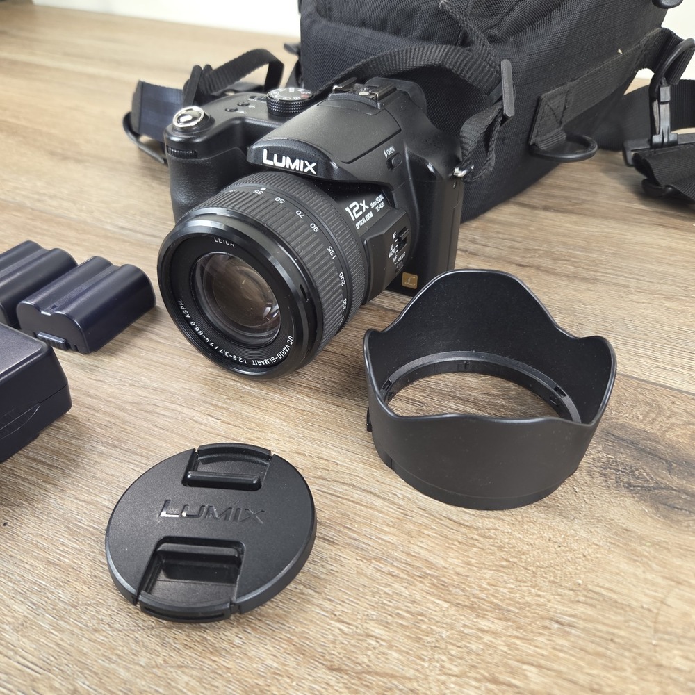 Panasonic LUMIX DMC-FZ50 10.1MP Digital Camera Black w/ Charger & 2 Batteries - Picture 4 of 16